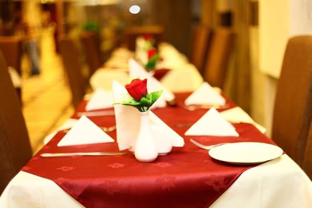 Saffron Hotel Dubai Eksteriør billede